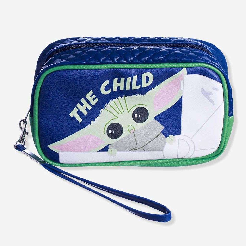 Necessaire Baby Yoda: Leve a Força na Sua Viagem!