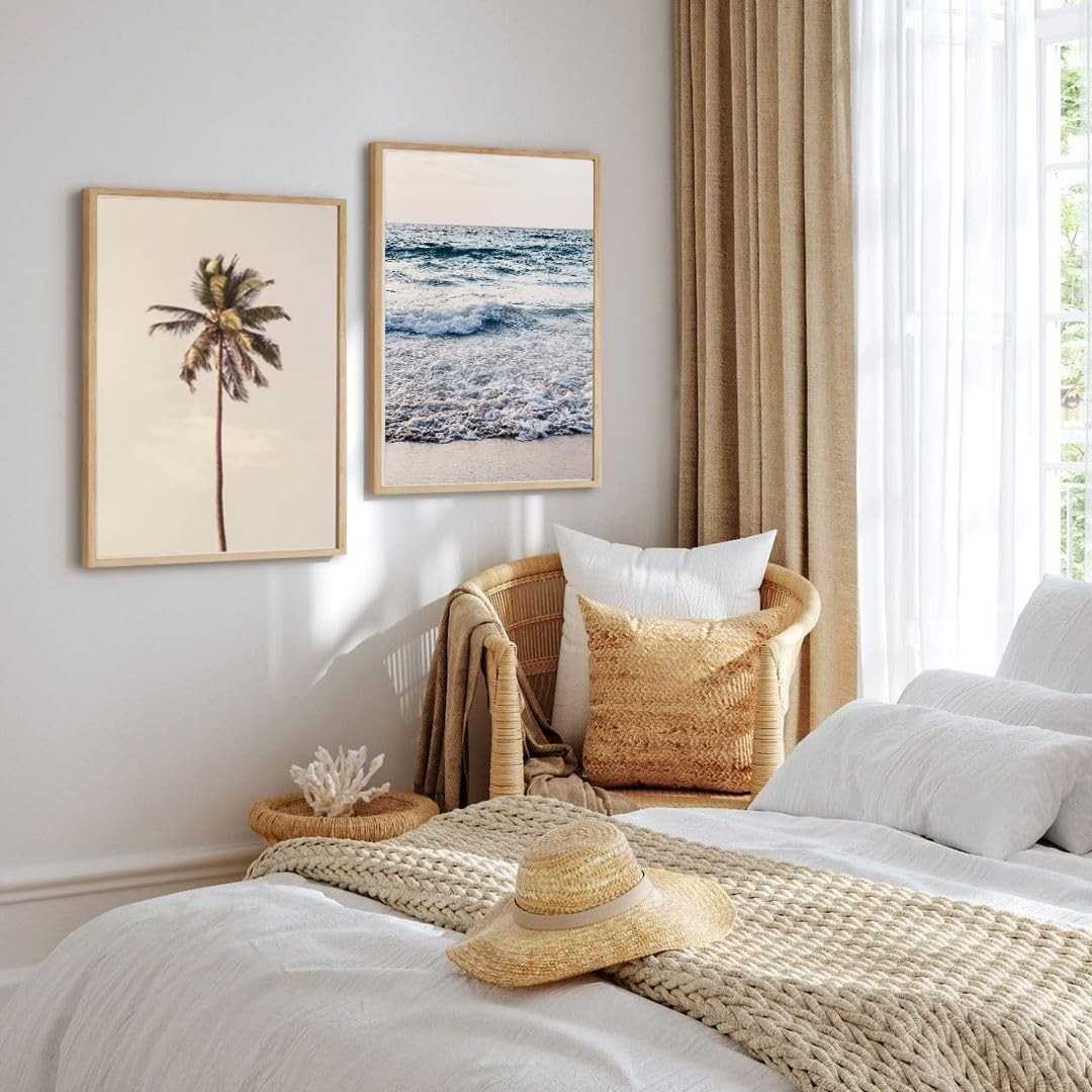 Quadro Decorativo Paisagem Mar e Praia Bege 40x60cm - Moldura Elegante para Sala e Quarto