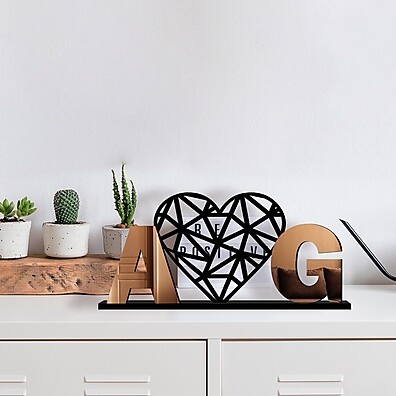 Palavras Decorativas Iniciais Bronze – Elegância em Letras