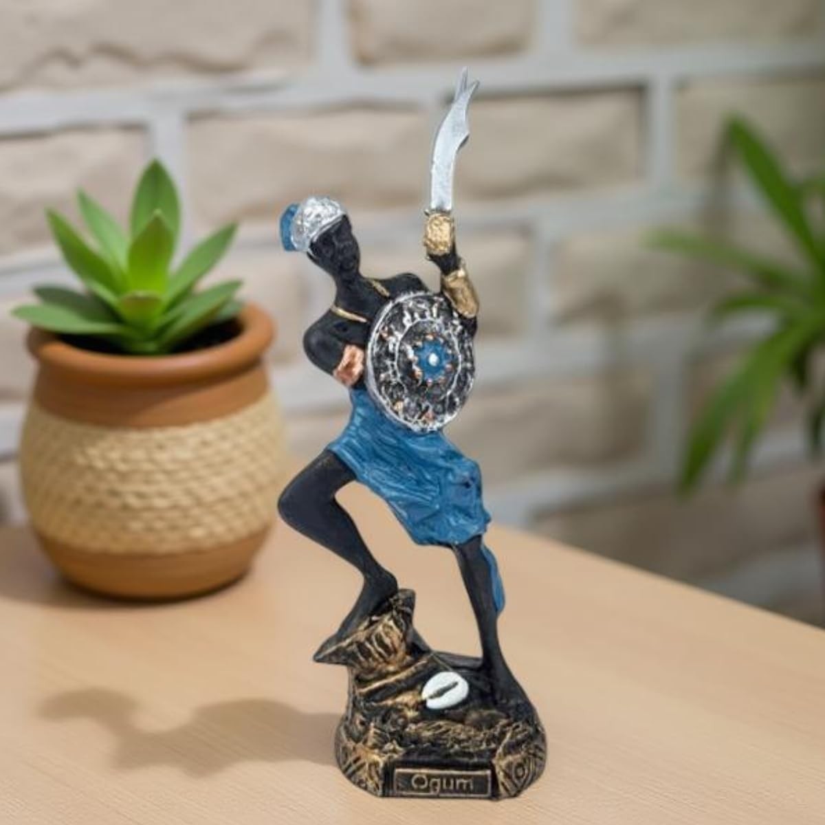 Estátua de Ogum Orixá em Resina 15 cm - Energia Guerreira para Seu Espaço Sagrado