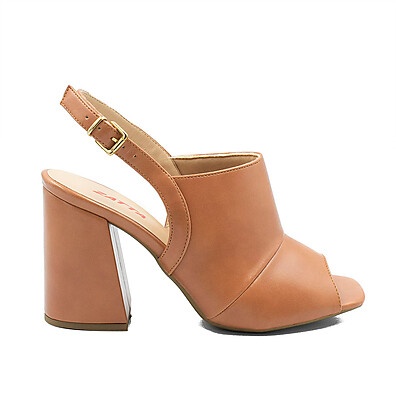 Peet Boot Zatta: Salto Bloco Alto e Estilo!