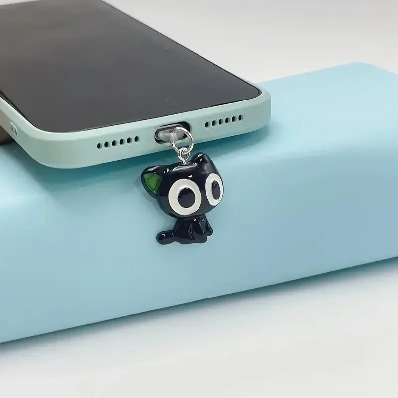 Plug de Poeira Gatinho Cute: Proteção e Estilo para Celular