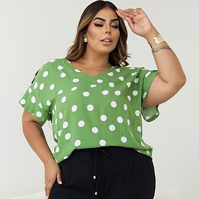 Blusa Bony Plus Size com Botões Viscolinho: Estilo e Conforto para Tamanhos Plus