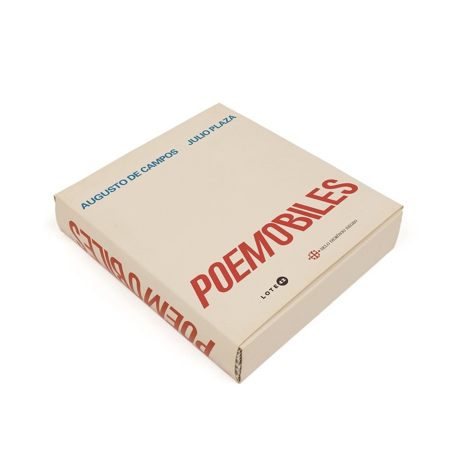 poemobiles-concreta-a-da-literarias-poesia-brasileira-revolucao-a-esculturas-em-a