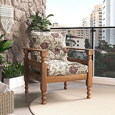 Poltrona de Madeira Maciça Liz: Conforto e Estilo