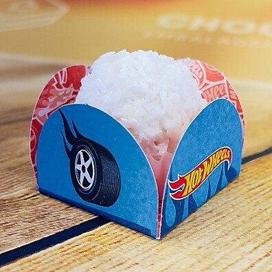 Porta Forminha Hot Wheels: Decore Sua Festa!