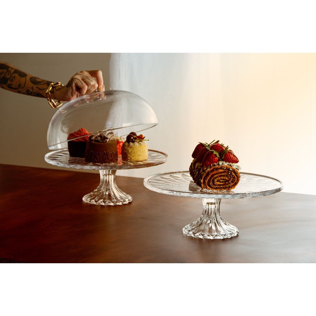 Prato de Bolo de Cristal Lyor: Elegância à Sua Mesa