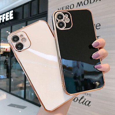 Capa iPhone Dourada: Luxo e Proteção!