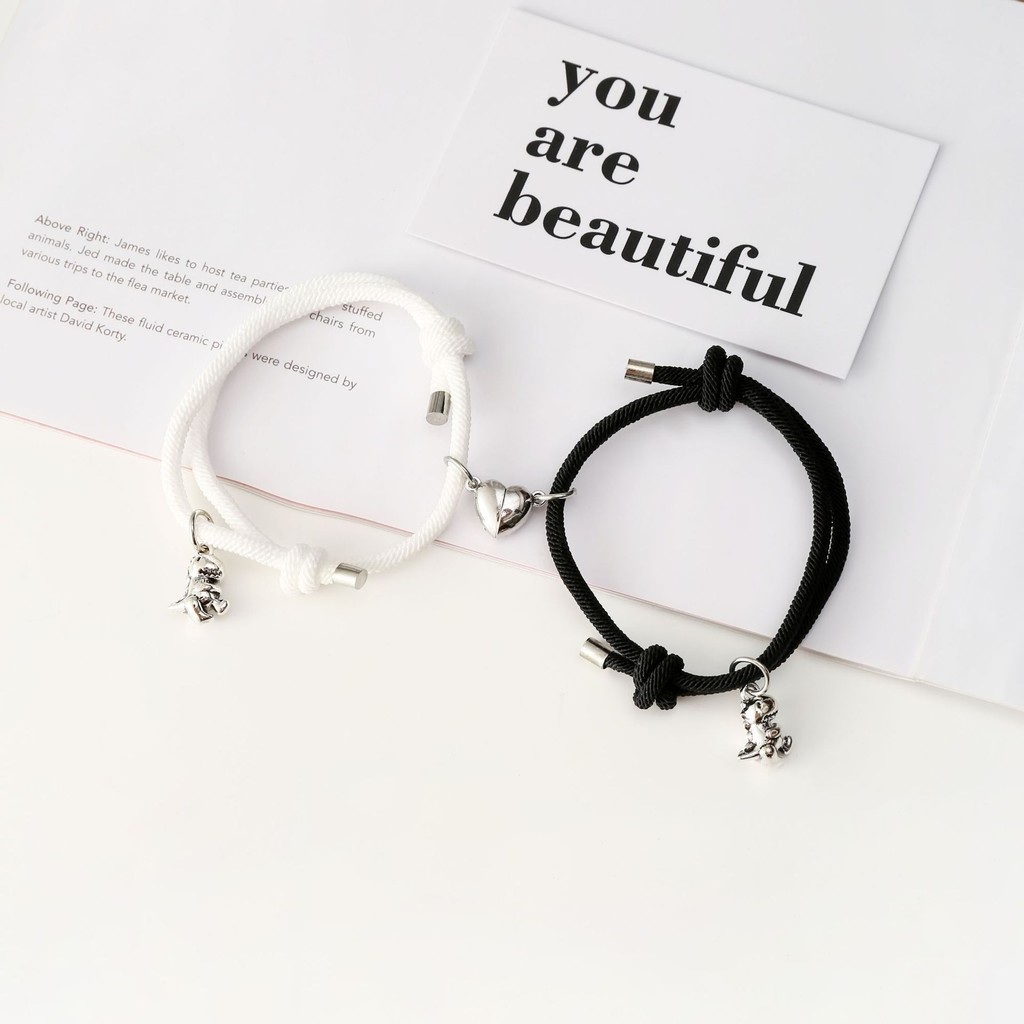 Pulseira de Dinossauro com Coração Magnético – Acessório Estiloso para Casais e Amigos
