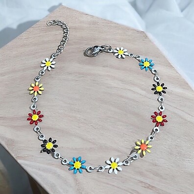 Pulseira Florzinha: Elegância que Floresce no Seu Pulso 🌸