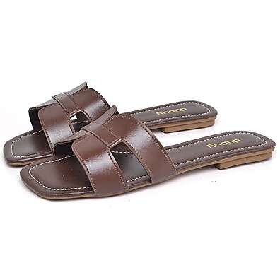 Rasteira Lisa Dubuy: Conforto e Estilo!