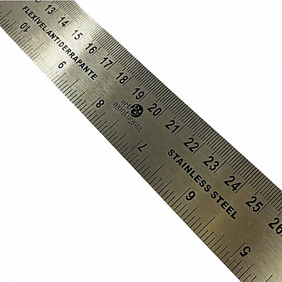 Régua Metálica Antiderrapante 38cm Rizzo