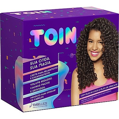 Relaxamento Toin: Cachos Definidos e Volume Reduzido