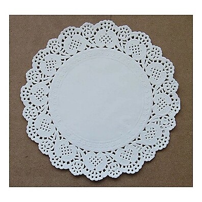 Renda de Papel: Elegância para Seus Doces (24 un)