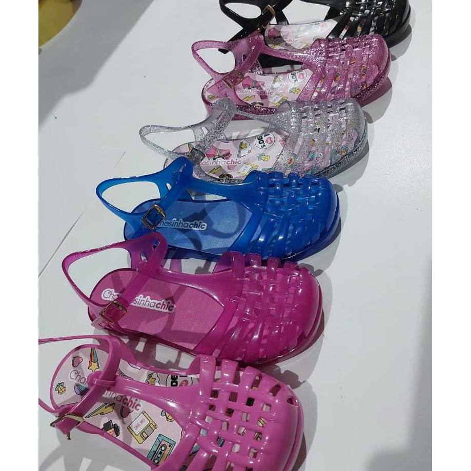 Sandália Infantil Charmosinha Chick: Conforto e Estilo para Meninas Princesas