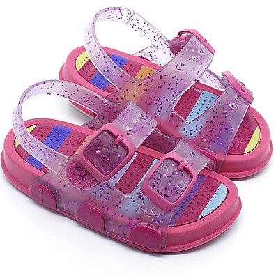 Sandália Infantil Plugt: Conforto e Glitter!