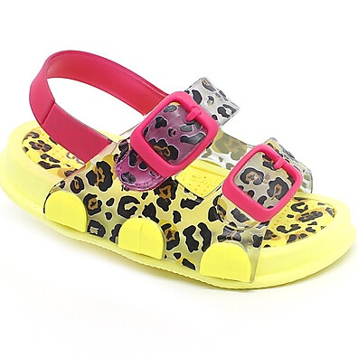 Sandália Infantil Plugt Oncinha: Conforto e Estilo!