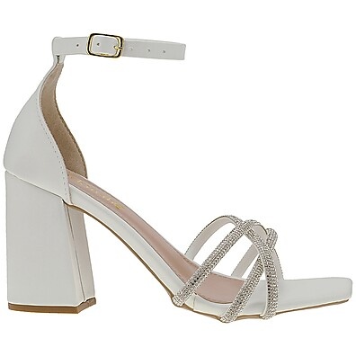 Sandália Salto Alto Strass: Elegância e Brilho!
