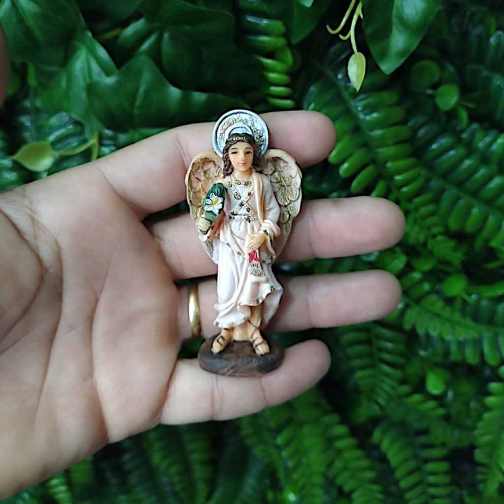 sao-gabriel-arcanjo-resina-importada-8cm