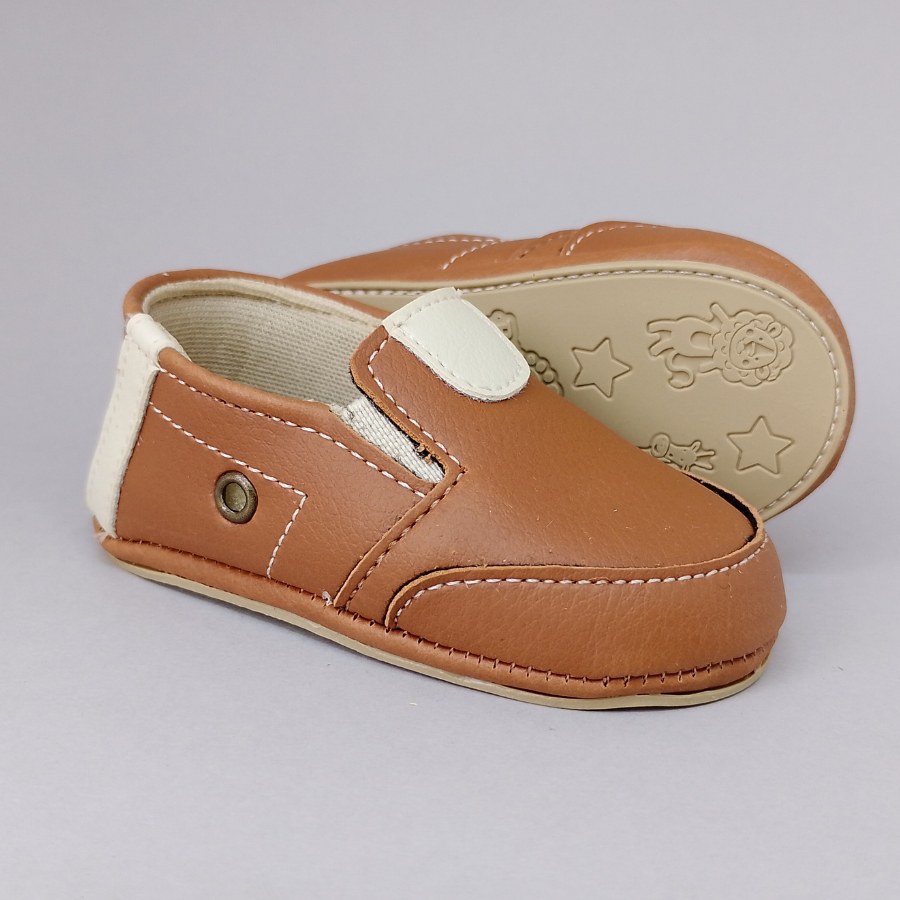 Sapatinho Bebê Menino Slip On Iate: Conforto e Praticidade