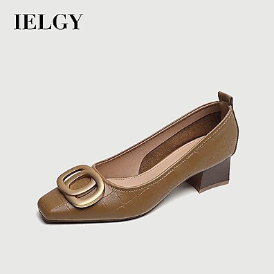 Sapatos Femininos Elegantes: Salto Médio e Design Único