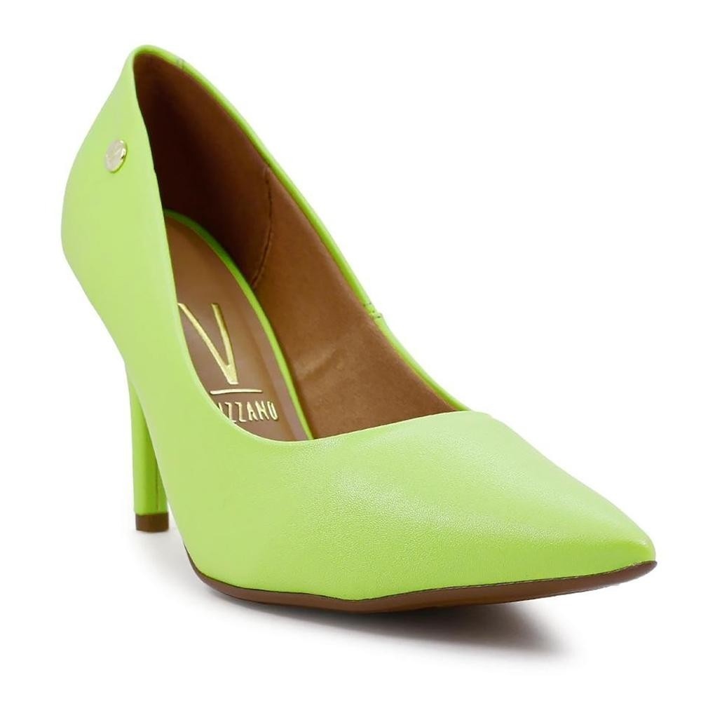 Scarpin Verde Limão Vizzano: Elegância e Conforto