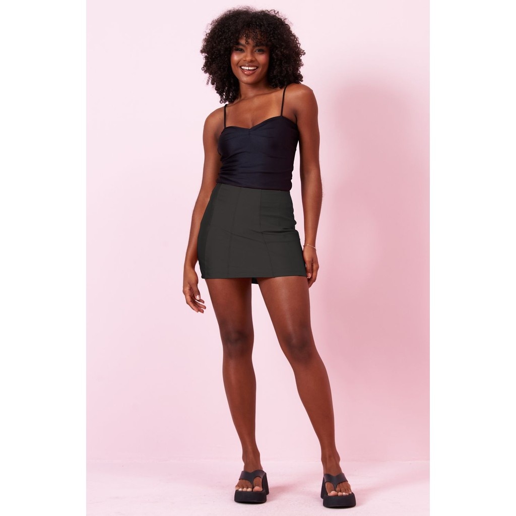 Short Saia Feminino Up Glam Planet Girls Preto: Estilo e Conforto