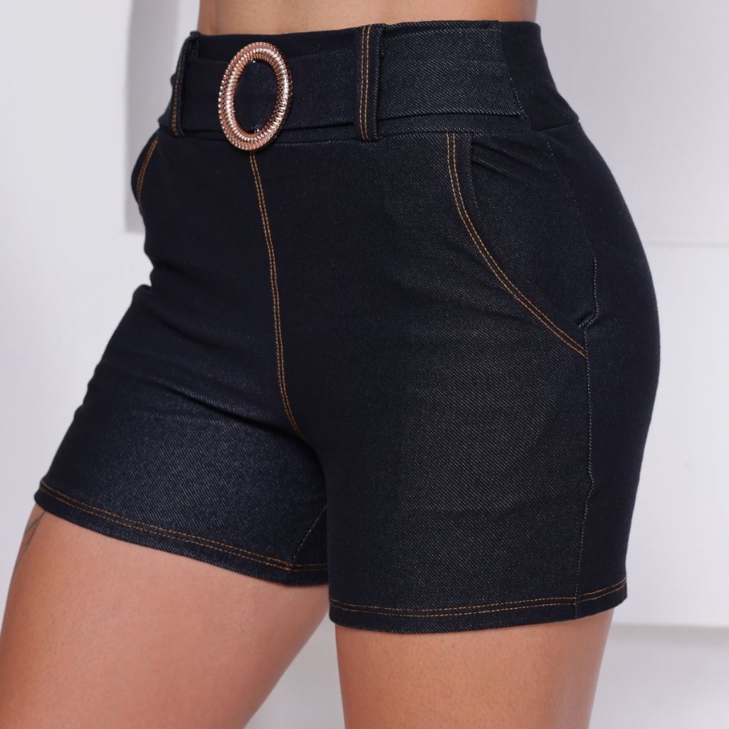 Shorts Jeans Feminino Curto com Cinto Fivela e Elastano – Conforto e Estilo
