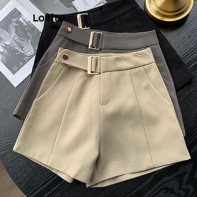 Shorts Lovito Assimétrico: Estilo e Conforto!