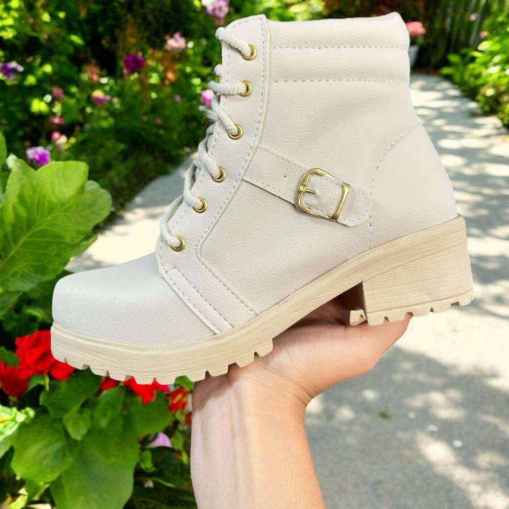 Coturno Feminino Confortável: Elegância e Praticidade em Um Só