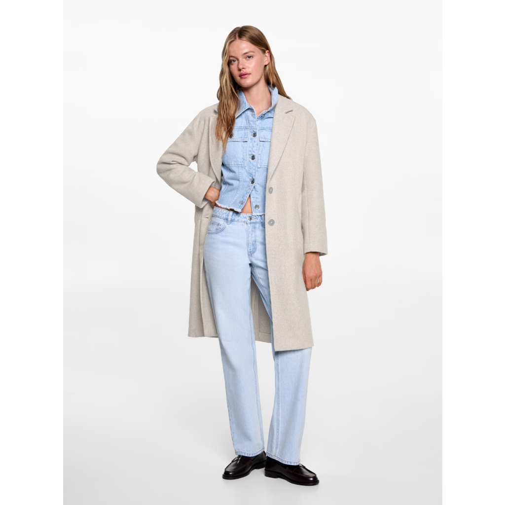 Sobretudo de Lã: Elegância e Calor no Inverno