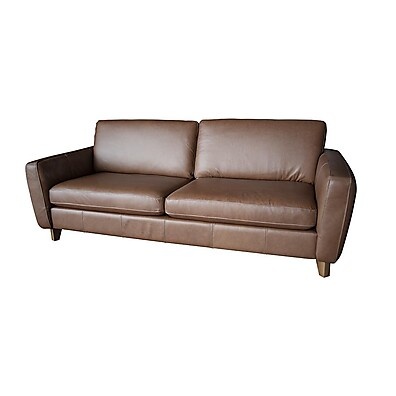 Sofá 3 Lugares em Couro Mel: Conforto e Elegância