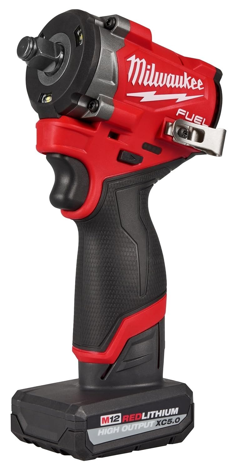 Chave de Impacto Milwaukee FUEL 12V 1/2" 2563-259N: Potência e Controle em suas Mãos