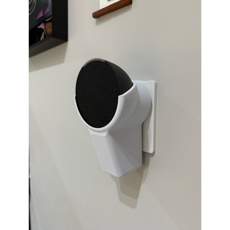 Suporte de Tomada para Echo Pop: Praticidade e Estilo para Sua Alexa