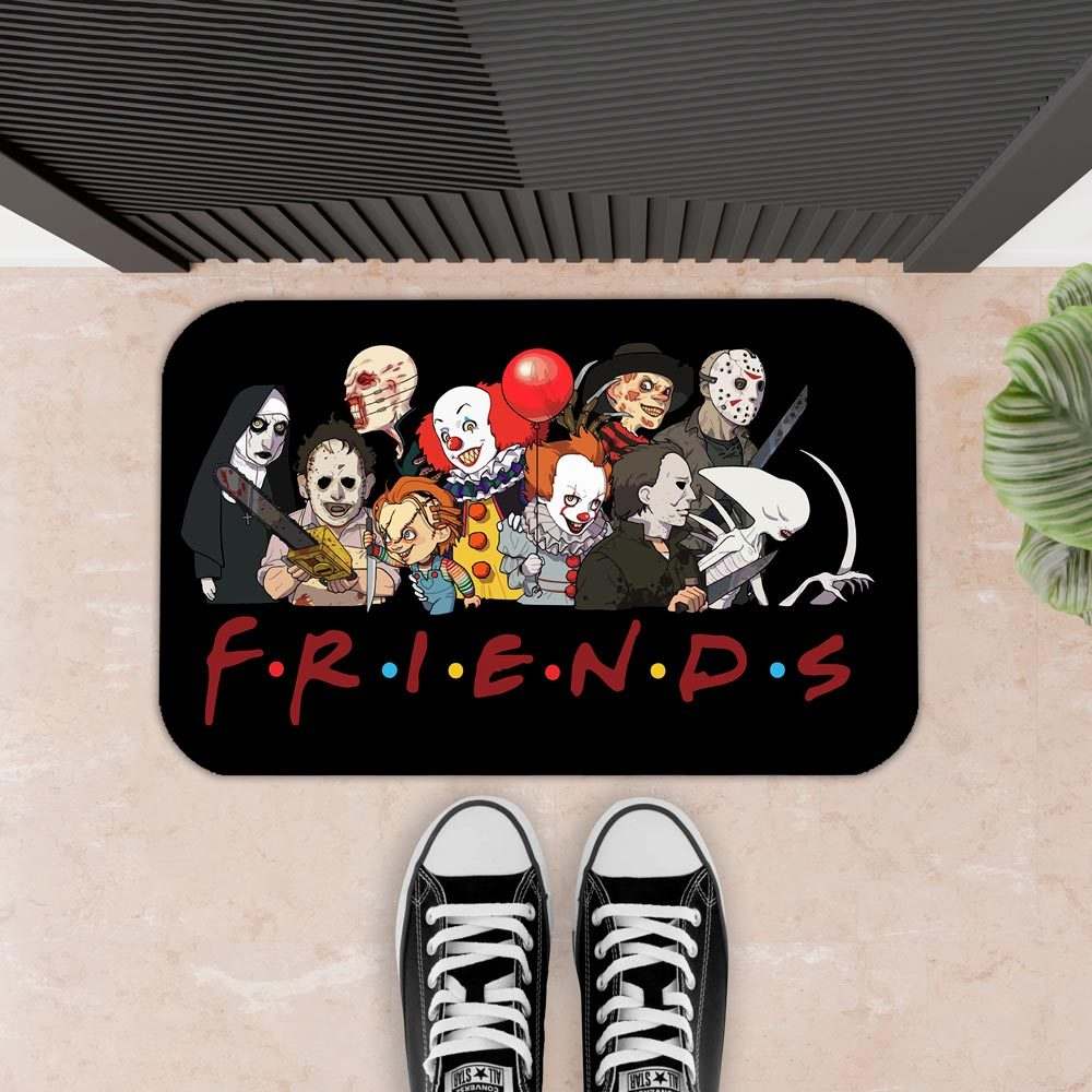 Tapete de Porta Decorativo Friends com Tema Terror 34x60cm