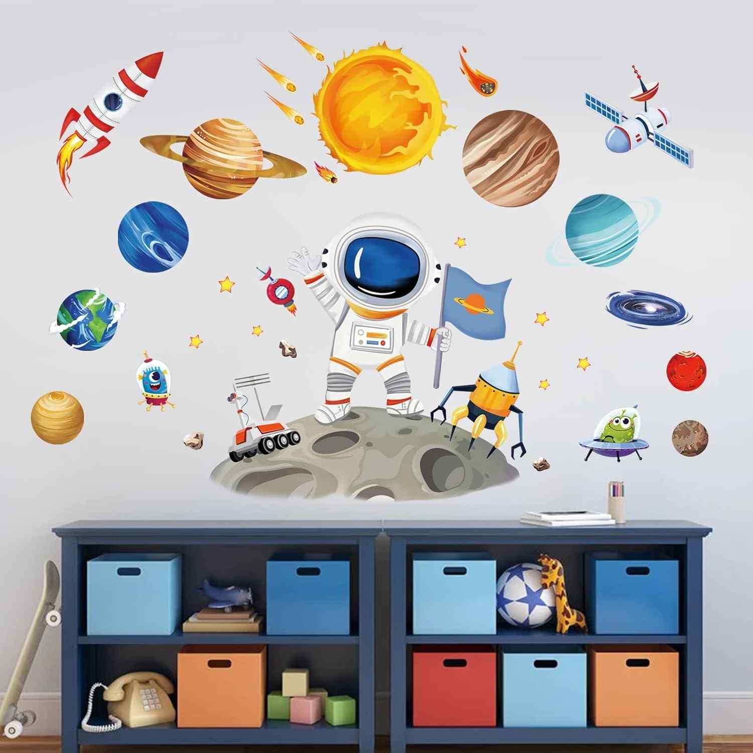 Adesivos de Parede Astronauta Espacial - Decore Quartos Infantil e Sala de Jogos com Tema Cósmico