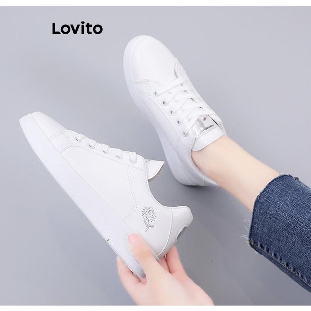 Tênis Branco Lovito: Conforto e Estilo!