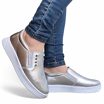 Tênis Slip On Prata Ramarim: Conforto e Estilo!