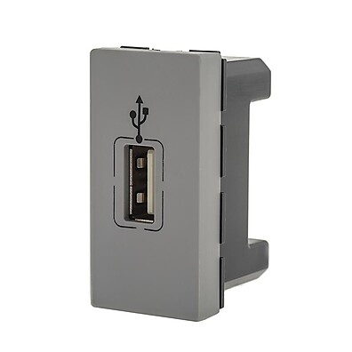 Tomada USB Pialplus+: Mais Praticidade e Carga Rápida!