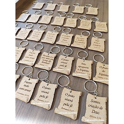 Chaveiros Cristãos Personalizados: Lembrancinhas Únicas