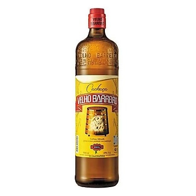 Velho Barreiro 910ml: A Cachaça Tradicional do Brasil