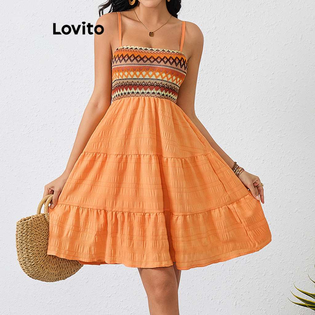 Vestido Boho Lovito: Elegância Geométrica