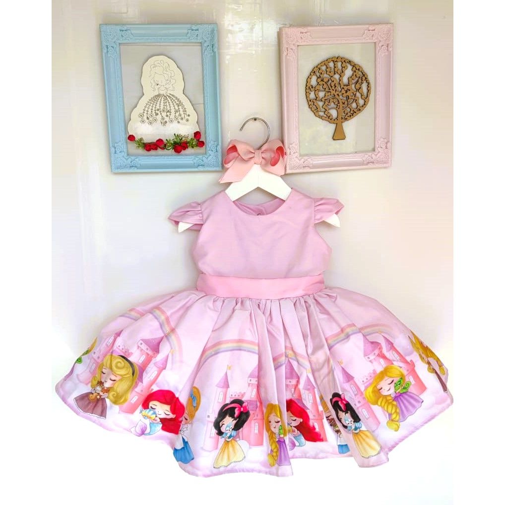 Vestido Luxo Princesas Baby: Conforto e Elegância para Crianças