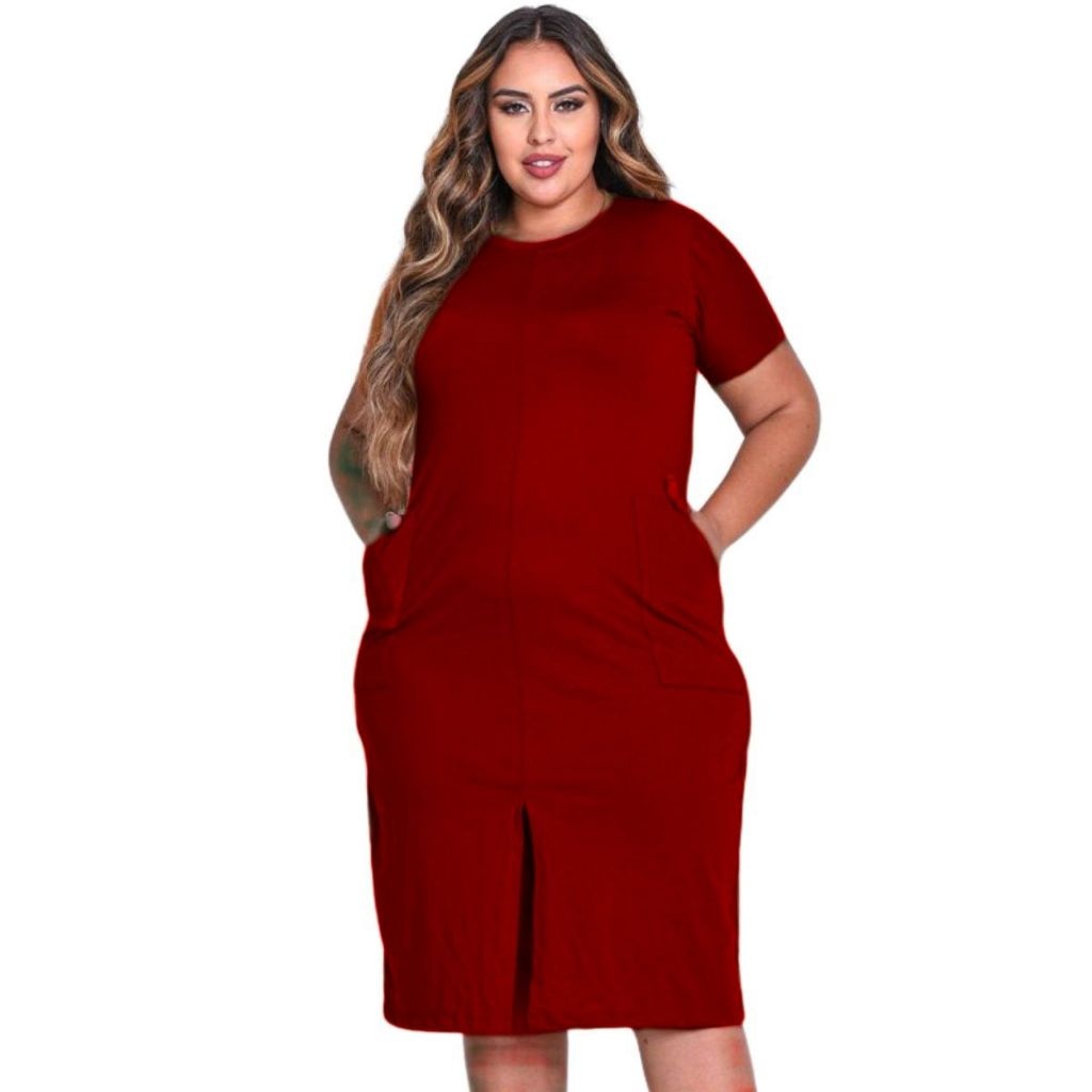 Vestido Plus Size Gola Redonda com Bolso: Elegante e Confortável