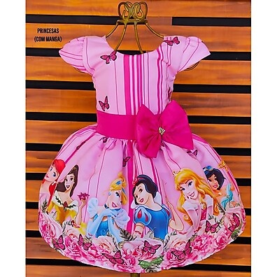 Vestido Princesa com Borboletas para Festa Infantil